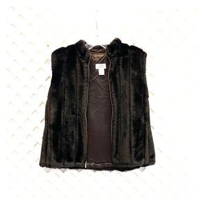 Zip up brown faux fur vest